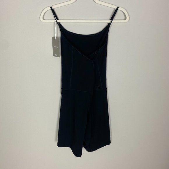 Everlane Black shorts Jumpsuit - Picture 3 of 9